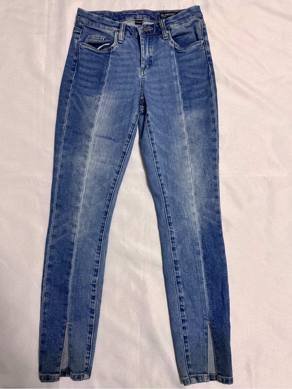 Blank NYC Split Hem The Bond Two Toned High Stretch Jeans Vintage EUC Size 26 - Picture 4 of 7